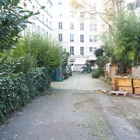 Hostnfly - Very Nice Studio In A Dynamic Neighborhood Apartment